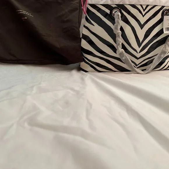 Kate Spade NWT  Zebra Patent Tote Bag - Picture 2 of 8